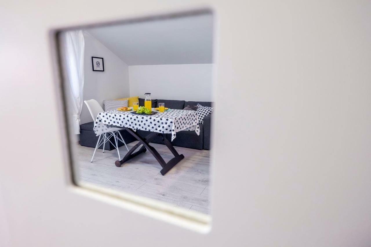 Le Petit Lägenhet Čilipi Exteriör bild
